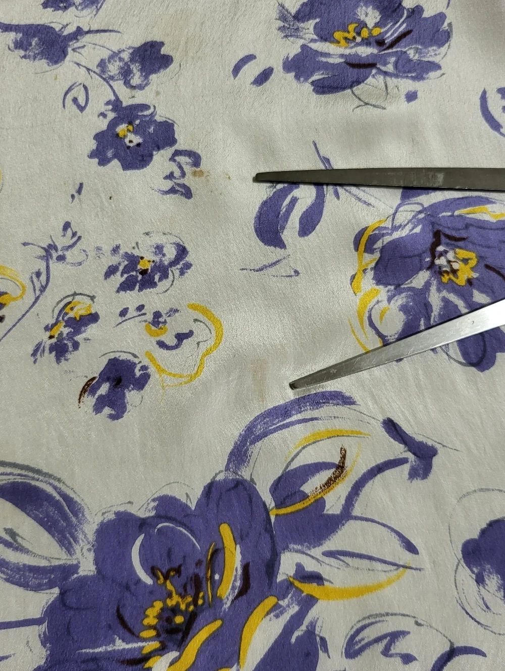Vtg The Specialty House Scarf Purple White Floral 100% Silk Japan 10